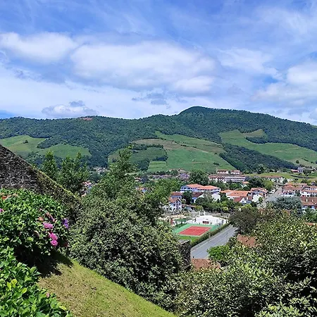 Auberge du Pèlerin- Auberge de charme en pierre avec vue sur les montagnes-2